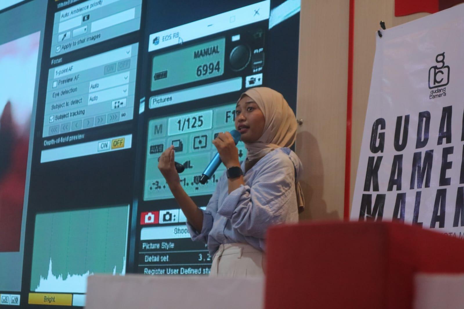 image-Workshop "Picture Perfect" Sukses Digelar di SMK Telkom Malang