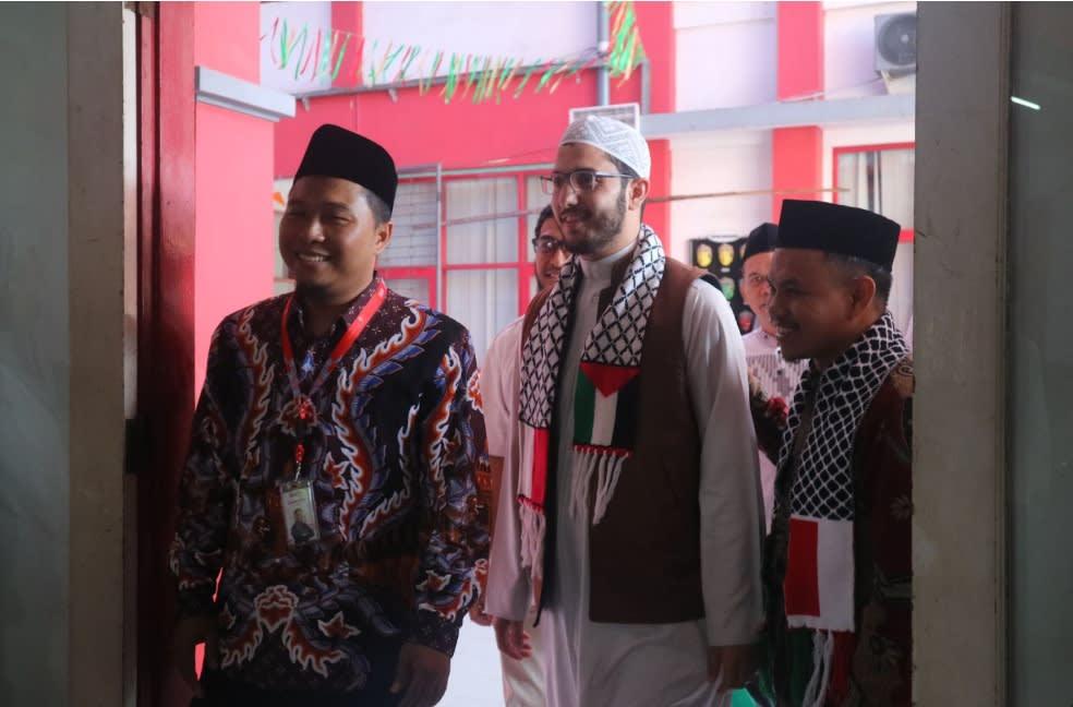 image-SYEIKH YORDANI SAMBANGI MOKLET, ADA APA?