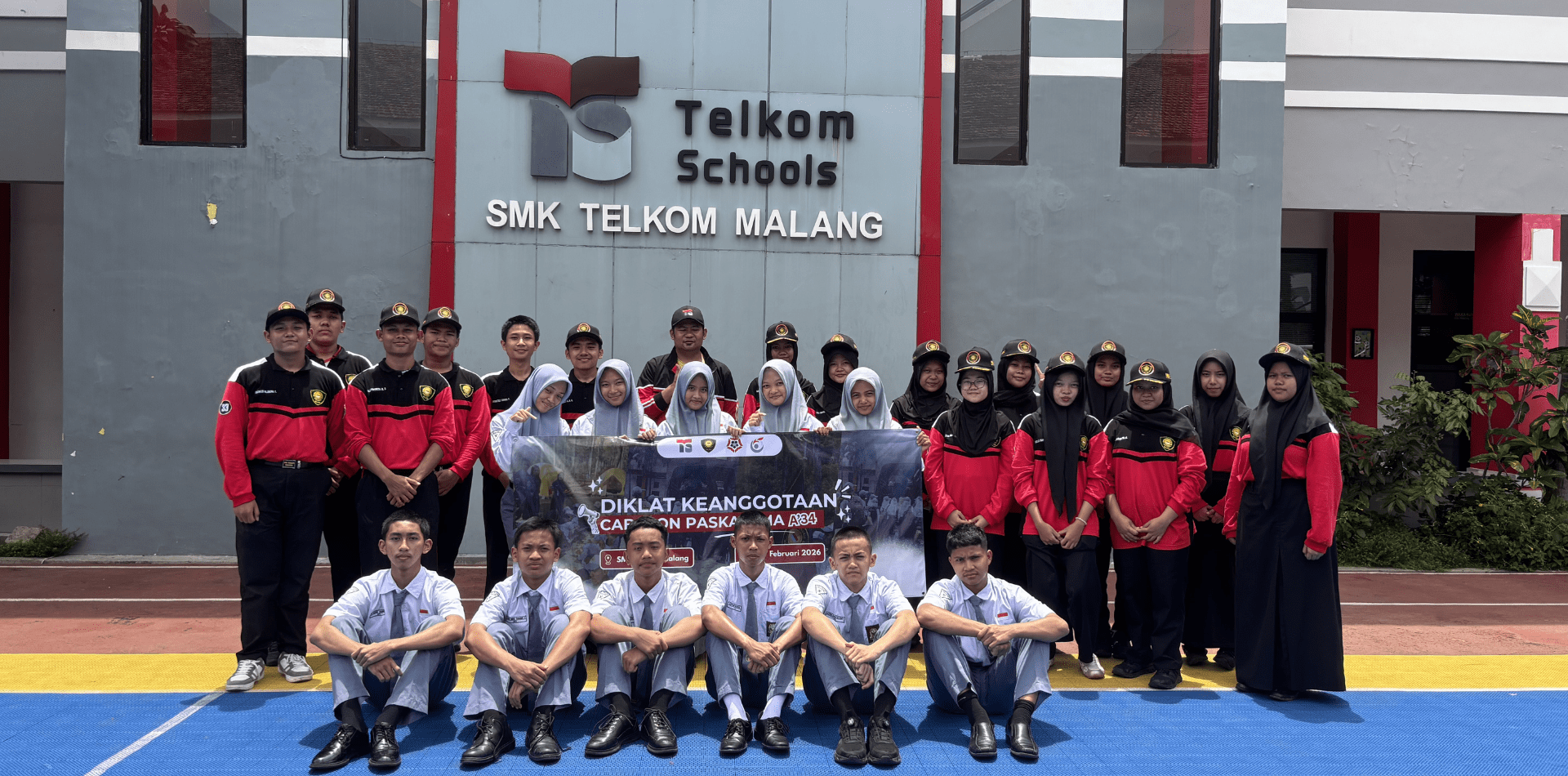 image-Merah Darahku Putih Tulangku, Diklat PASKATEMA Sahkan Anggota Paskibra Baru